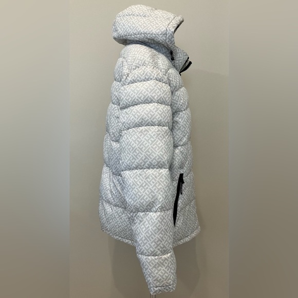Tommy Hilfiger Puffy Jacket - Picture 2 of 9